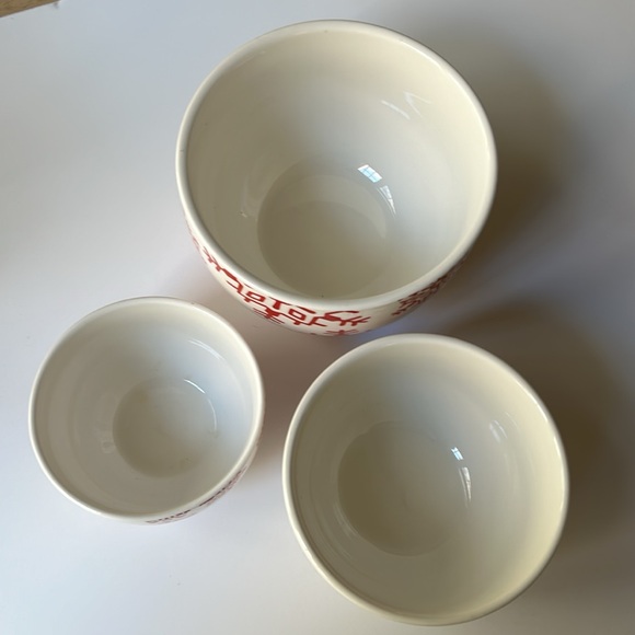 Vintage Set of CRATE & BARREL  Christmas Nesting Bowls - Picture 7 of 7